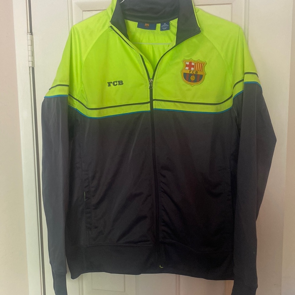 Barca zip up jacket. XL fits like a Large, New with tag.